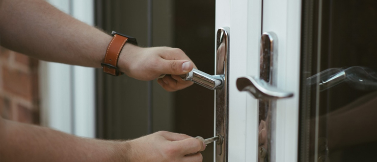 24 hour key locksmith Corning